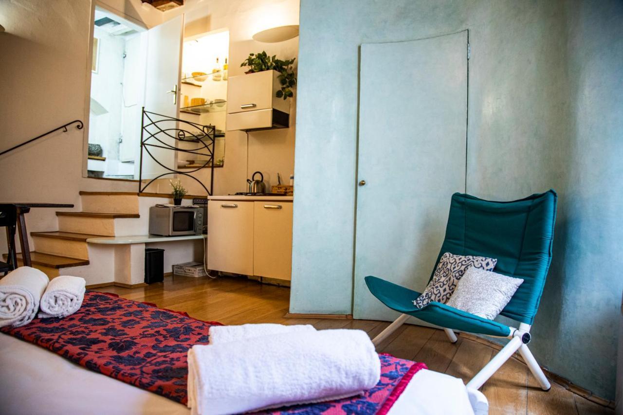 Studio In Tornabuoni Within A Renaissance Building Apartment Firenze Bagian luar foto
