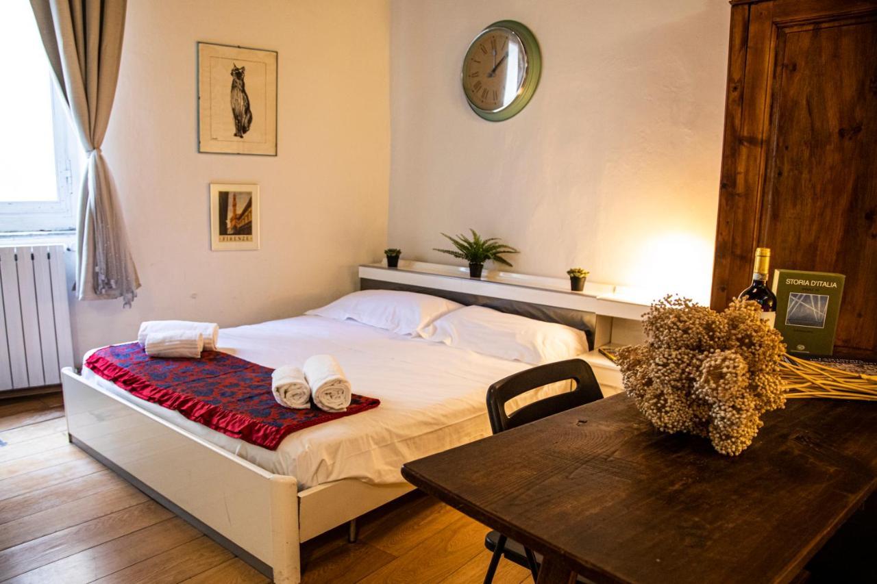 Studio In Tornabuoni Within A Renaissance Building Apartment Firenze Bagian luar foto